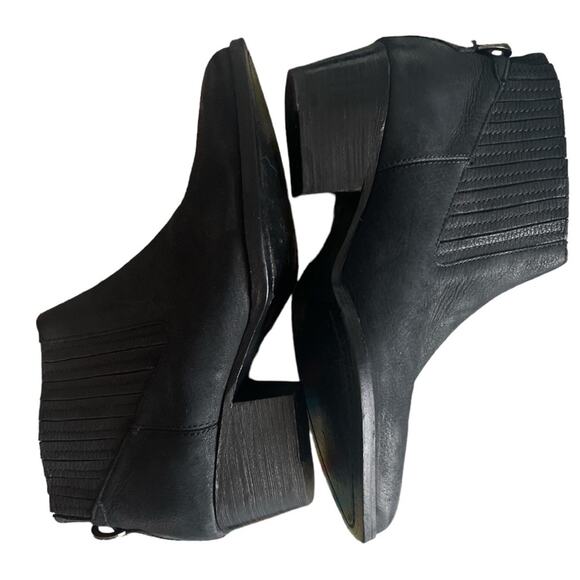 ☀️Hudson London Black Leather Pull On Ankle Booties 7.5 - Picture 4 of 9